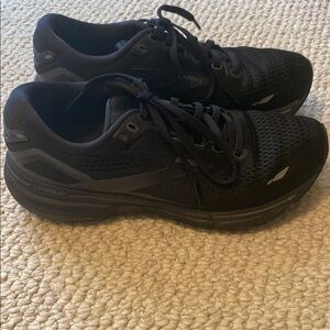Brooks Women’s Black Running Shoes